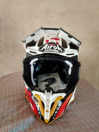 Casco Airoh 