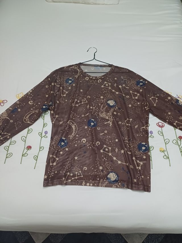 Camiseta marrón transparente 