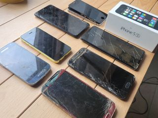 Lotto smartphone difettosi Samsung Iphone 7 pezzi