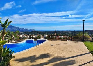 Casa adosada en venta en Polop