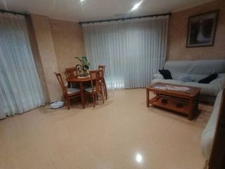 Piso en venta en Las Bayas en Elche