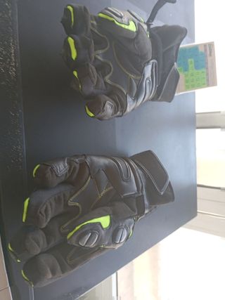 Guantes moto invierno - protecciones