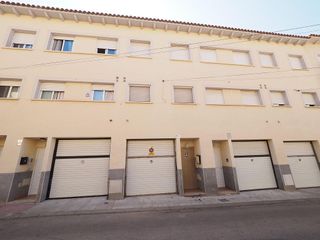 Casa adosada en venta en Centro en Roda de Barà