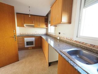 Casa adosada en venta en Centro en Roda de Barà