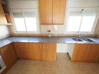 Casa adosada en venta en Centro en Roda de Barà