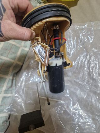 Bomba de gasolina BMW E36 325