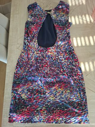Vestido de Zara con la espalda abierta