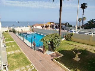 Piso en venta en La Carihuela en Torremolinos