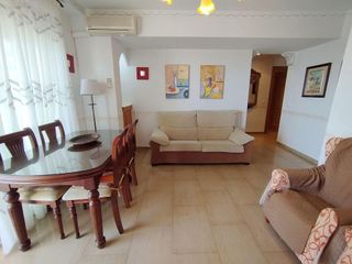 Piso en venta en La Carihuela en Torremolinos