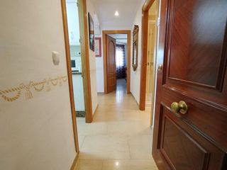 Piso en venta en La Carihuela en Torremolinos