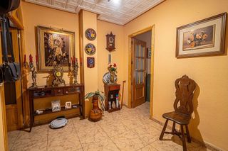 Piso en venta en Linares