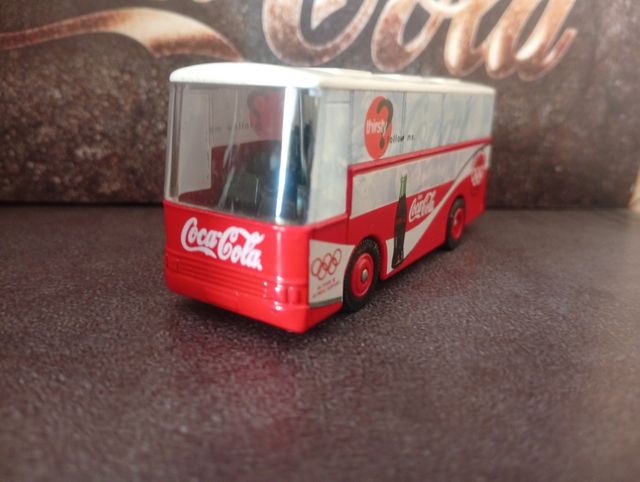 Miniatura de ônibus Coca-Cola