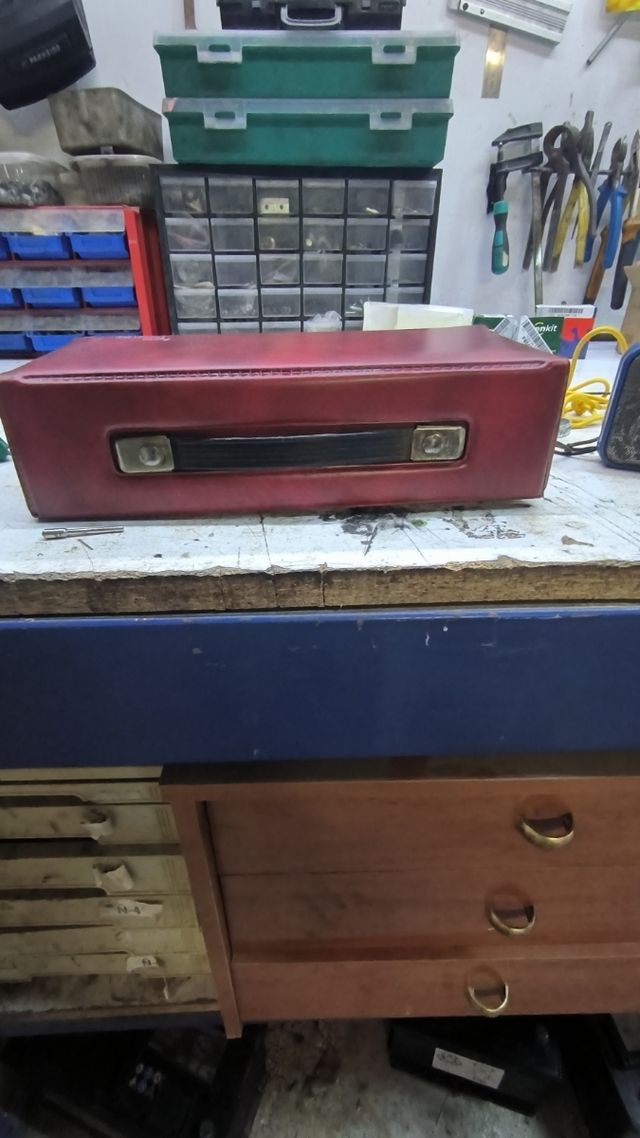 Estuche porta-cintas vintage