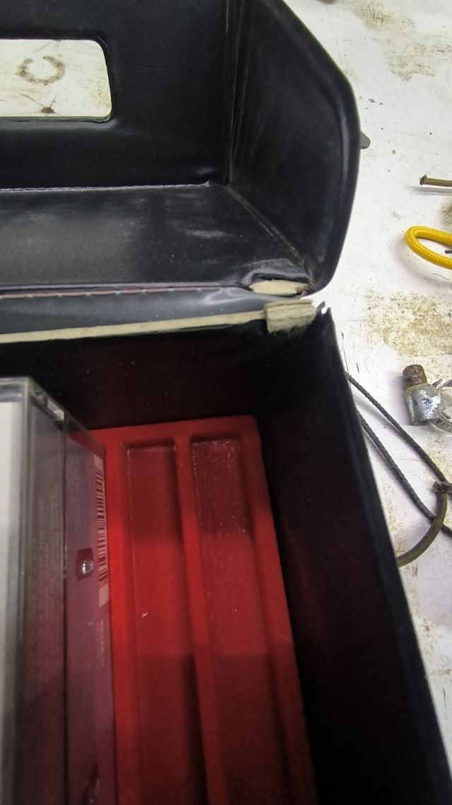 Estuche porta-cintas vintage