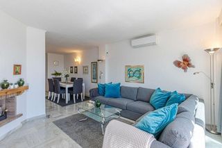 Piso en venta en Torrequebrada en Benalmádena