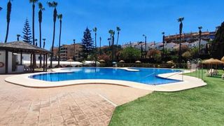 Piso en venta en Torrequebrada en Benalmádena