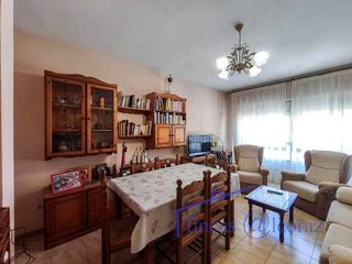 Piso en venta en Santo Domingo y San Martín  en Huesca