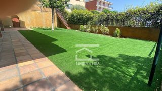 Chalet en venta en Urbanitzacions en Mataró