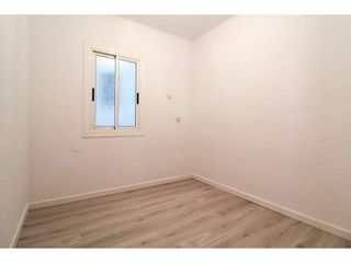 Piso en venta en Les Planes en Hospitalet de Llobregat, L´