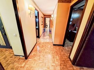 Piso en venta en Plaza España - Villa Pilar - Reyes Católicos - Vadillos en Burgos