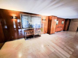 Piso en venta en Plaza España - Villa Pilar - Reyes Católicos - Vadillos en Burgos