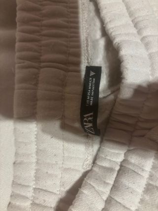Pantalones chándal Zara blancos