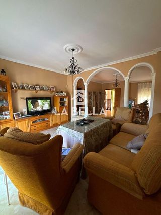 Chalet en venta en Montequinto en Dos Hermanas