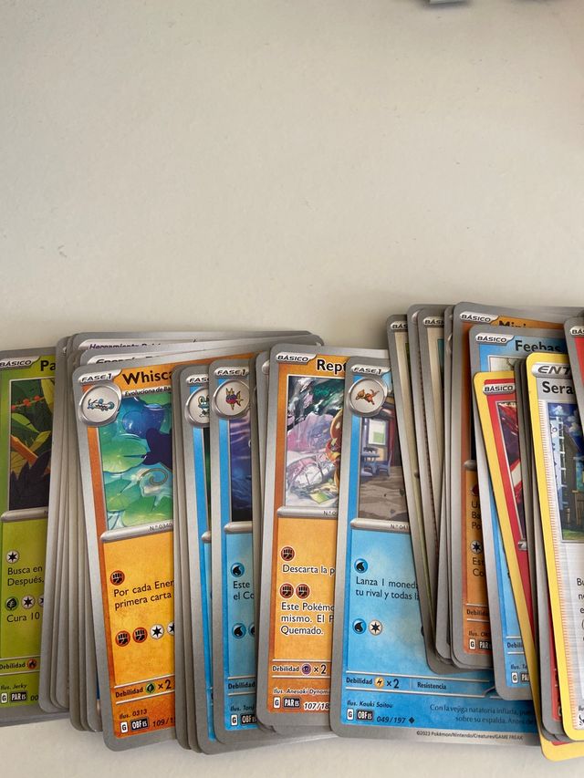 Cartas Pokémon - 123 cartas