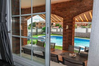 Chalet en venta en Berà Mar - El Francaset en Roda de Barà