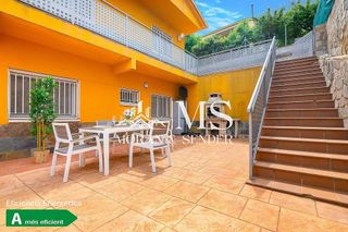 Chalet en venta en Castellbisbal