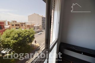 Piso en venta en Avda. Alemania - Italia en Villarreal