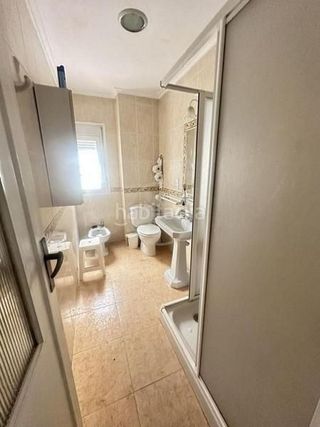 Piso en venta en Linares