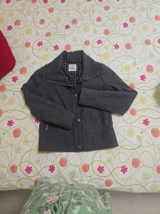 Cazadora paño Bershka L gris