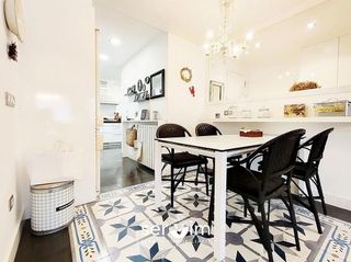 Piso en venta en Eixample Nord – La Devesa en Girona