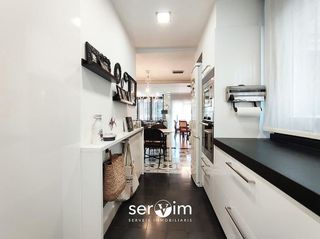 Piso en venta en Eixample Nord – La Devesa en Girona