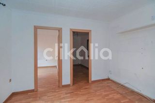 Piso en venta en Montigalà -Sant Crist en Badalona