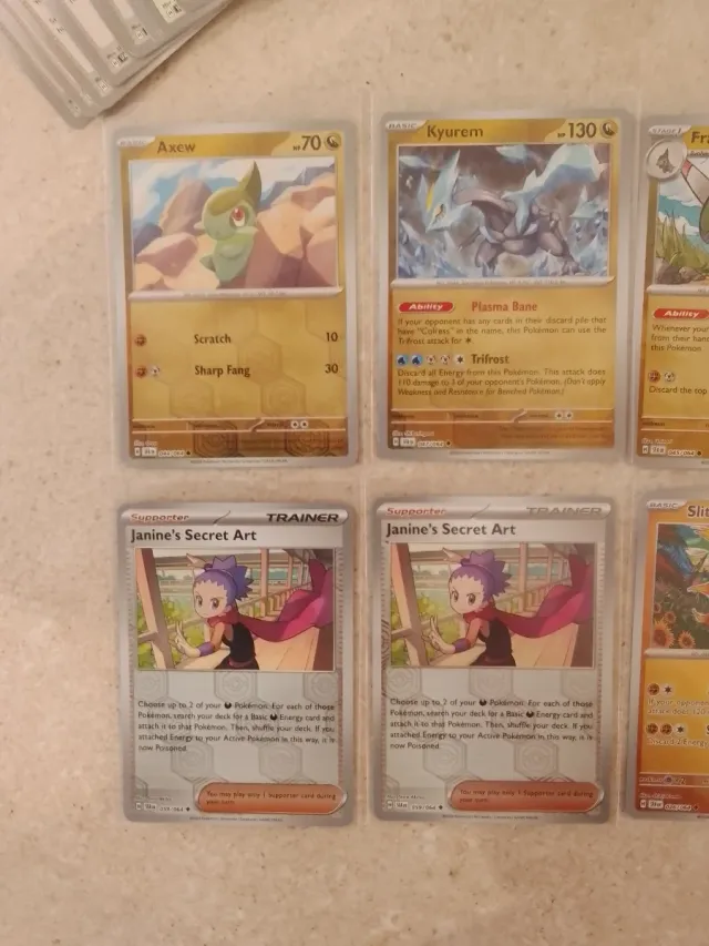 Pokémon 70 cartas: Shrouded Fable Fábula Sombría