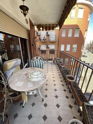 Piso en venta en Linares