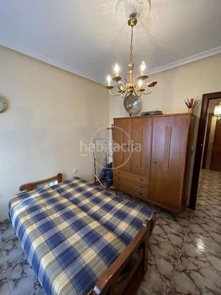 Piso en venta en Linares