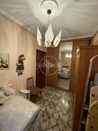 Piso en venta en Linares