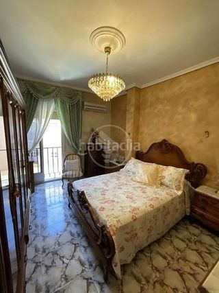 Piso en venta en Linares