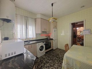 Chalet en venta en Centro en Ourense