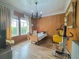 Chalet en venta en Centro en Ourense