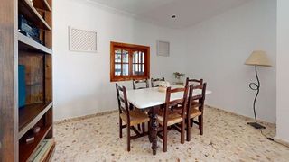 Chalet en venta en La Granja-La Colina-Los Pastores en Algeciras