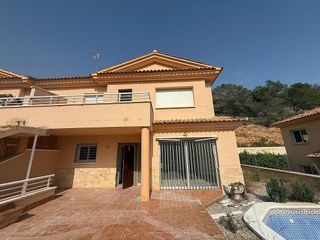 Chalet en venta en Eixample Residencial en Roda de Barà