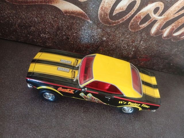 Carro em miniatura Coca-Cola