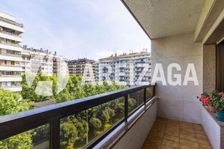Piso en venta en Amara - Berri en San Sebastián-Donostia