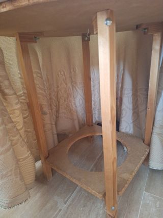Mesa camilla redonda de madera