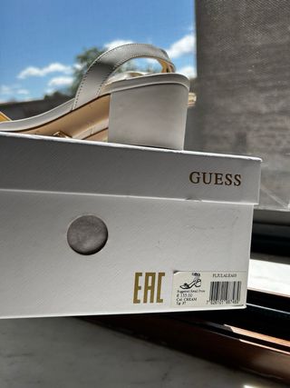 Sandalias GUESS blancas, n. 37