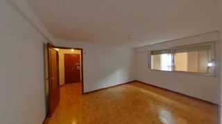Piso en venta en Butarque en Madrid